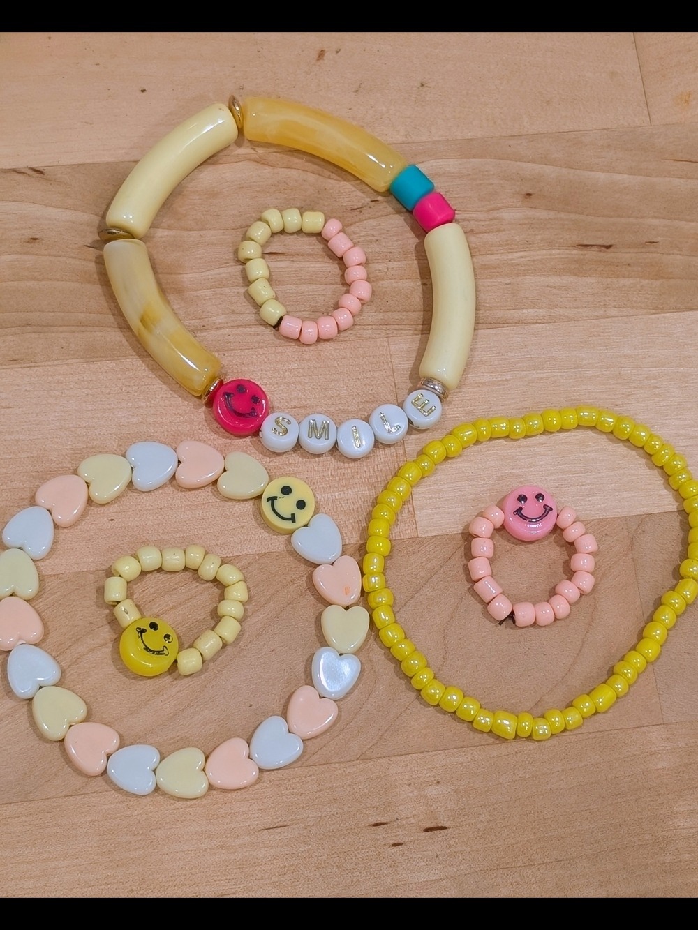 Smiley Pastel Bead Bracelet Set Yellow Pink Cream